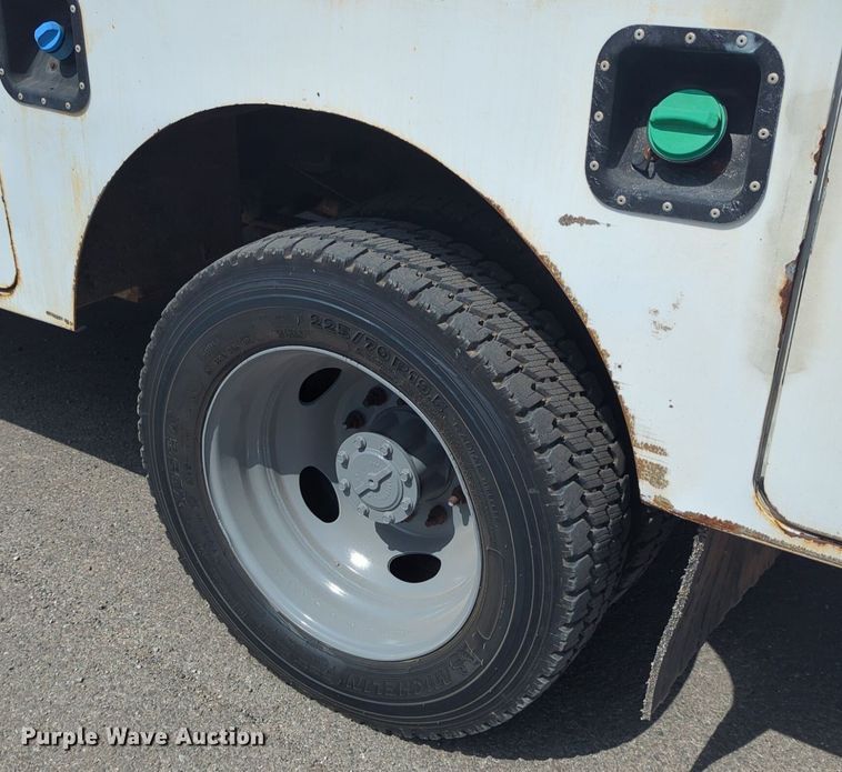 image for item NW9505 2018 Ford F550 Super Duty utility / service truck