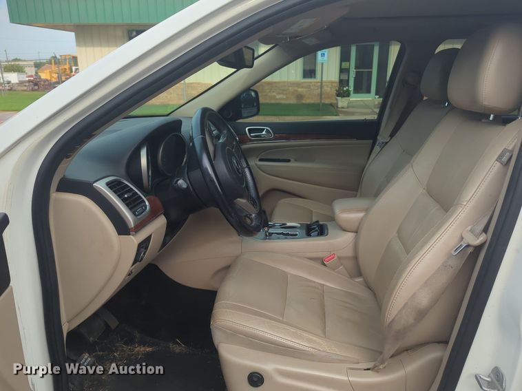 image for item NW9543 2012 Jeep Grand Cherokee Limited SUV