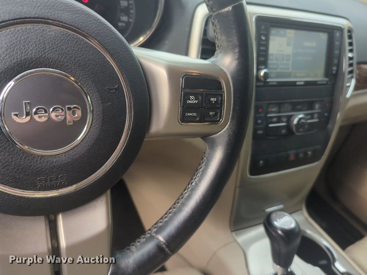 image for item NW9543 2012 Jeep Grand Cherokee Limited SUV