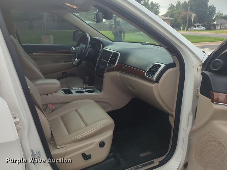 image for item NW9543 2012 Jeep Grand Cherokee Limited SUV