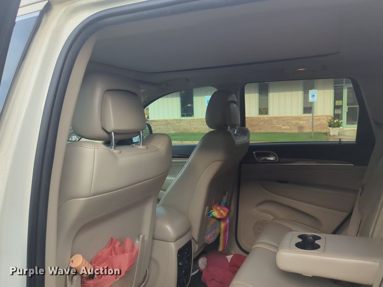 image for item NW9543 2012 Jeep Grand Cherokee Limited SUV