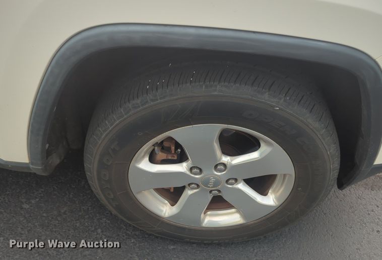 image for item NW9543 2012 Jeep Grand Cherokee Limited SUV