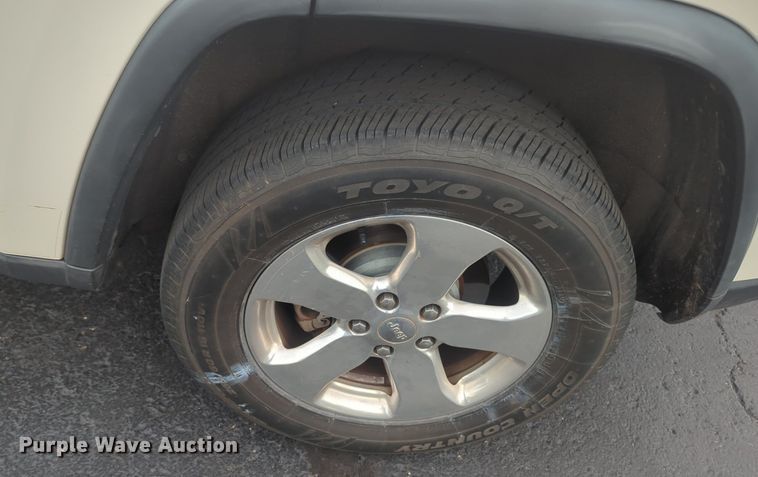 image for item NW9543 2012 Jeep Grand Cherokee Limited SUV