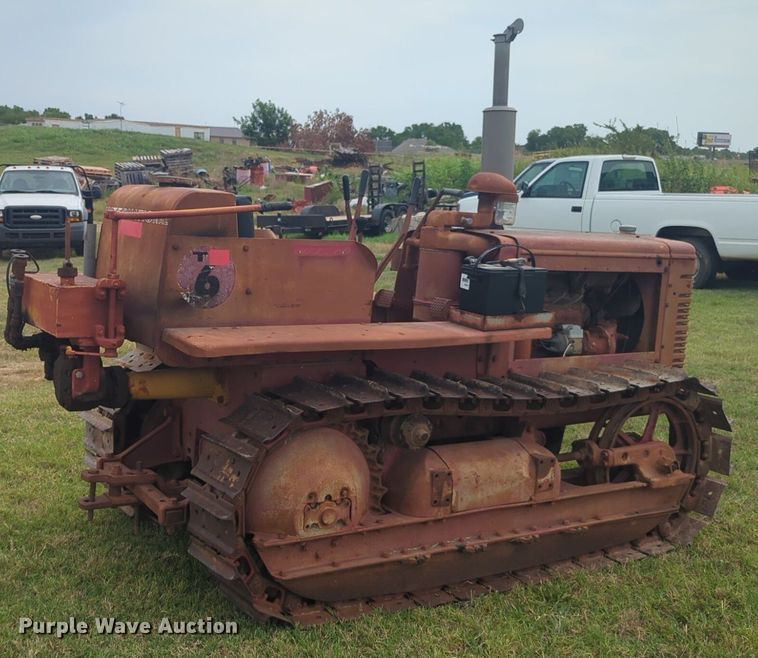 image for item NW9547 International T6 tractor