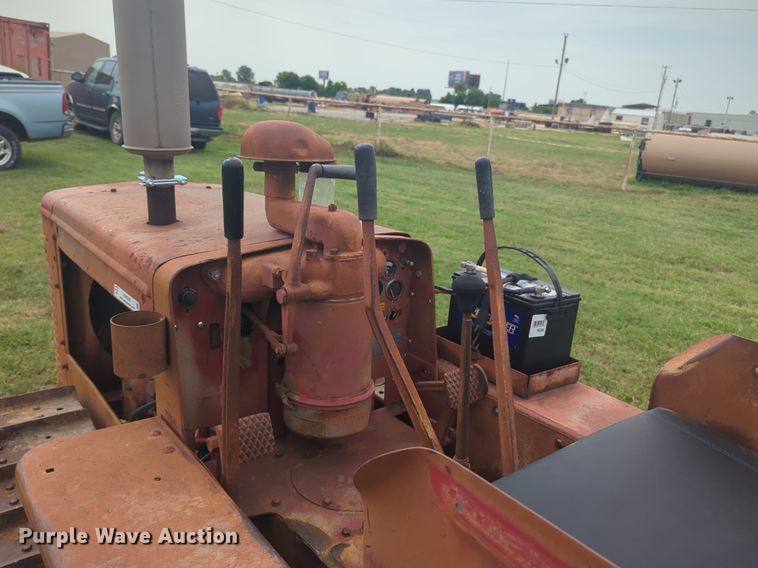 image for item NW9547 International T6 tractor