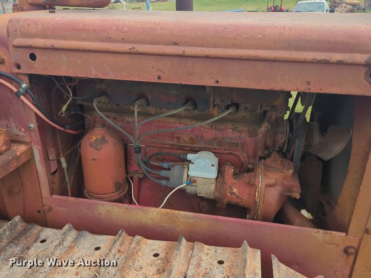 image for item NW9547 International T6 tractor