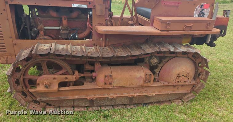 image for item NW9547 International T6 tractor