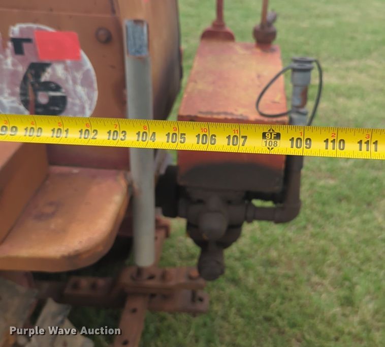 image for item NW9547 International T6 tractor