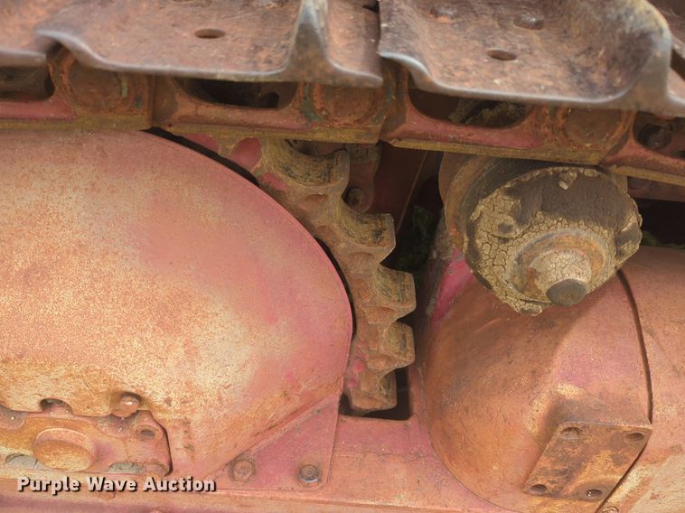 image for item NW9547 International T6 tractor