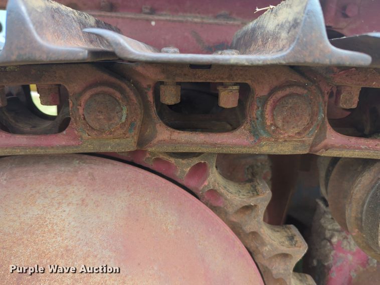 image for item NW9547 International T6 tractor