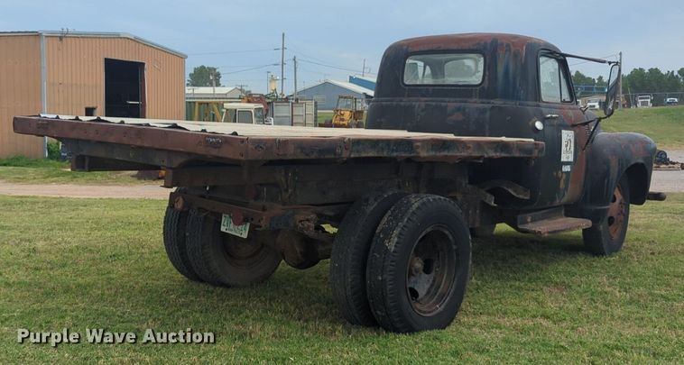 image for item NW9551 1954 Chevrolet  4100 dump flatbed pickup truck