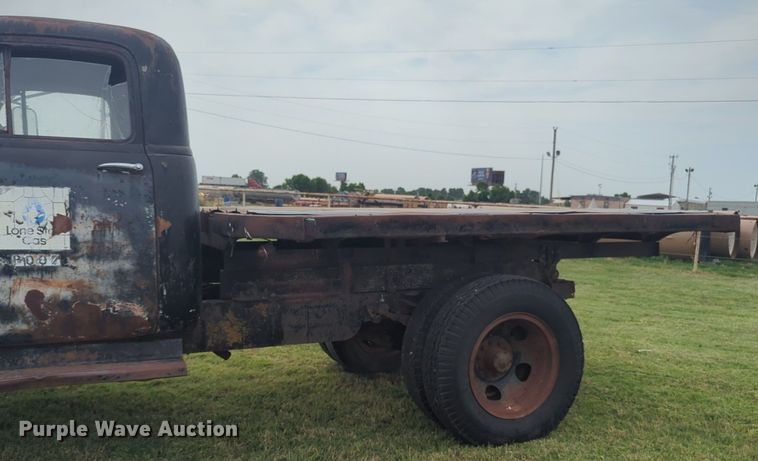 image for item NW9551 1954 Chevrolet  4100 dump flatbed pickup truck