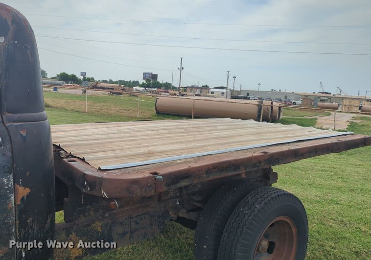 image for item NW9551 1954 Chevrolet  4100 dump flatbed pickup truck