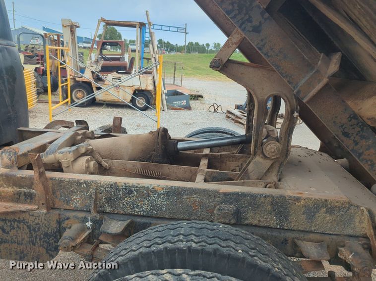 image for item NW9551 1954 Chevrolet  4100 dump flatbed pickup truck