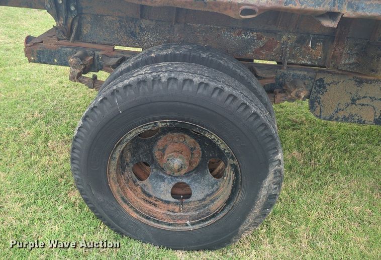 image for item NW9551 1954 Chevrolet  4100 dump flatbed pickup truck