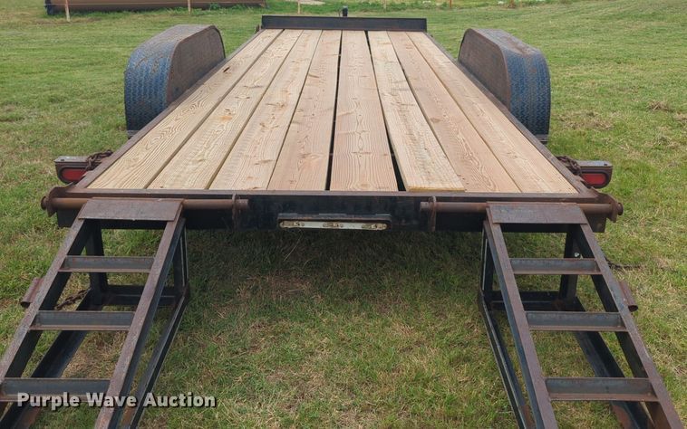 image for item NW9553 1999 Parker utility trailer