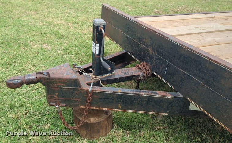 image for item NW9553 1999 Parker utility trailer