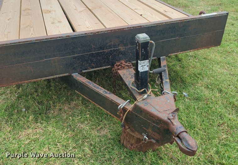 image for item NW9553 1999 Parker utility trailer