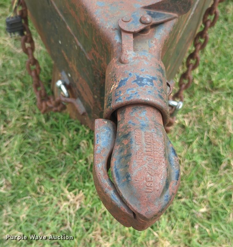 image for item NW9553 1999 Parker utility trailer