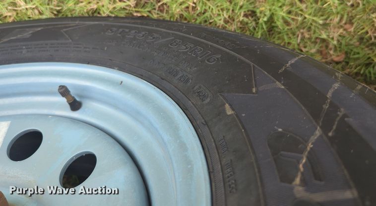 image for item NW9553 1999 Parker utility trailer