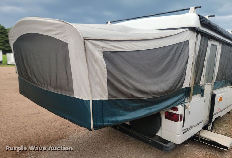 image for item OD9586 2001 Fleetwood 7x19GRTR pop-up camper