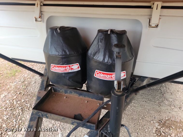 image for item OD9586 2001 Fleetwood 7x19GRTR pop-up camper