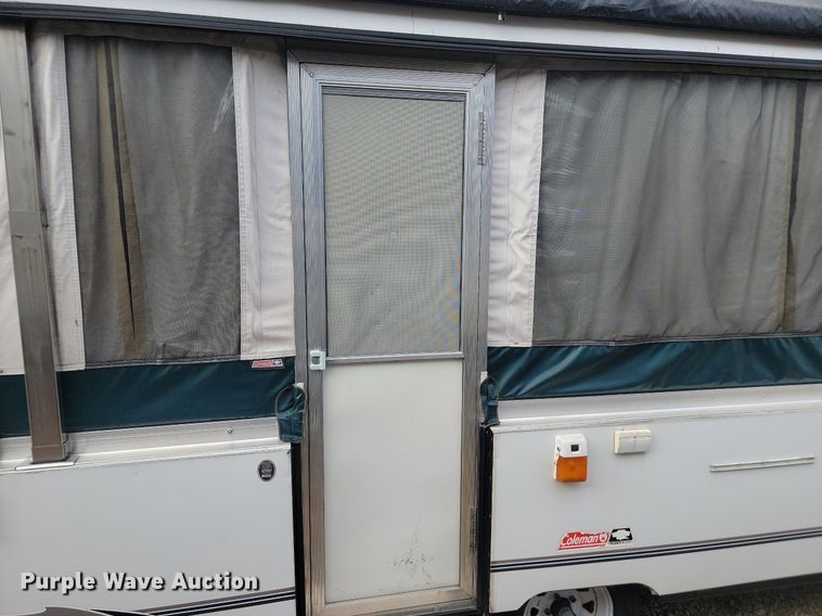 image for item OD9586 2001 Fleetwood 7x19GRTR pop-up camper