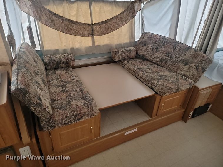 image for item OD9586 2001 Fleetwood 7x19GRTR pop-up camper