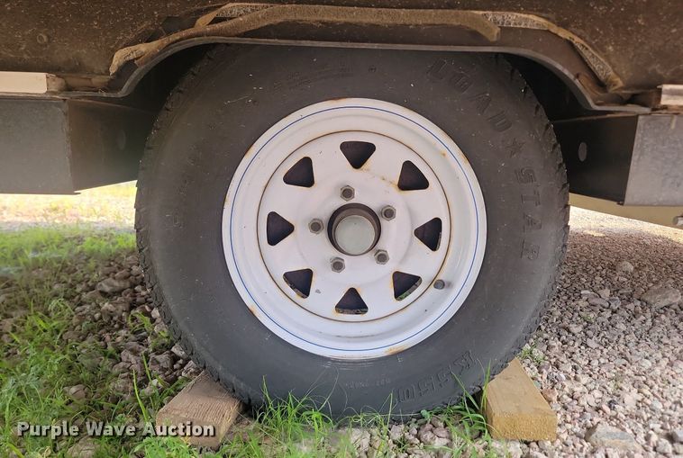 image for item OD9586 2001 Fleetwood 7x19GRTR pop-up camper