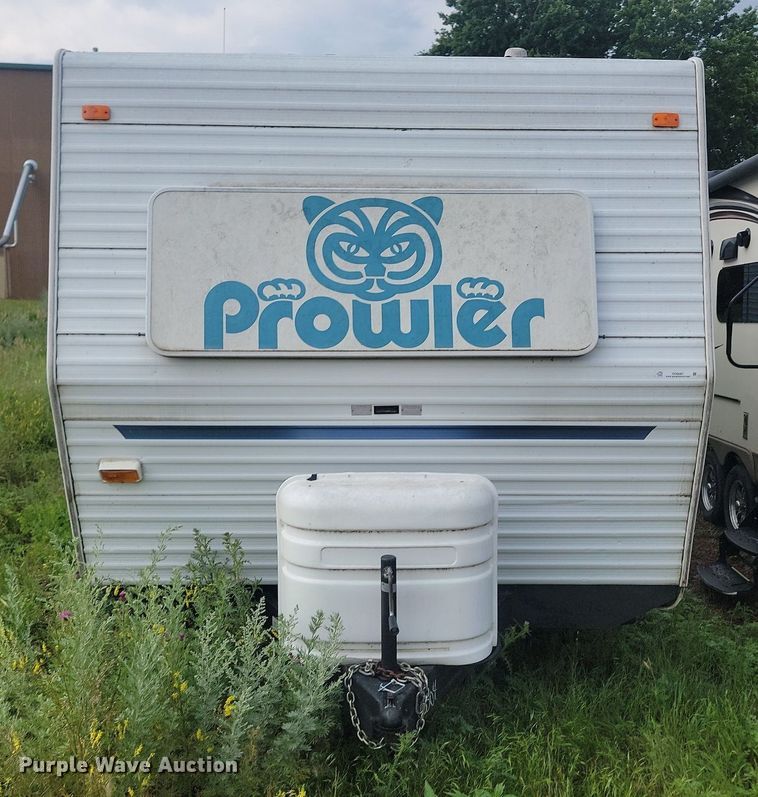 image for item OD9587 2002 Fleetwood Prowler 30N camper