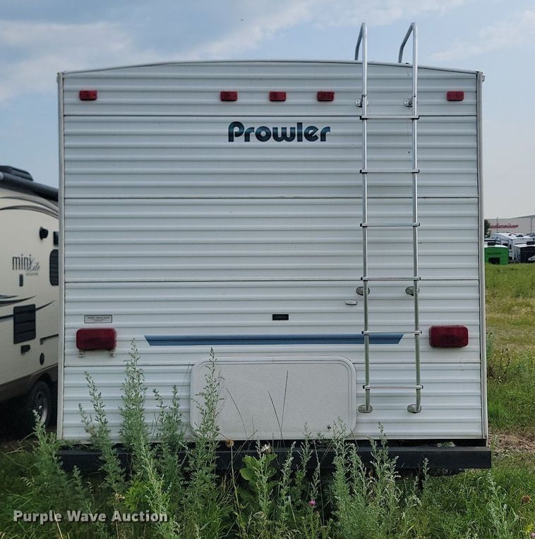 image for item OD9587 2002 Fleetwood Prowler 30N camper