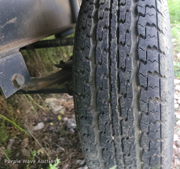 image for item OD9587 2002 Fleetwood Prowler 30N camper