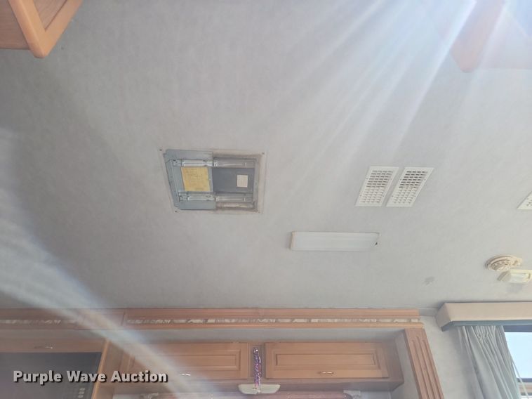 image for item OD9590 1998 Fleetwood  Southwind RV