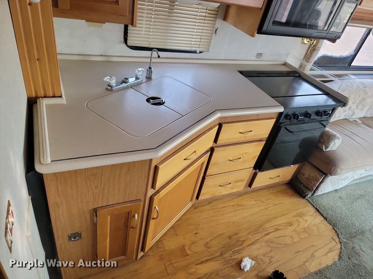 image for item OD9590 1998 Fleetwood  Southwind RV