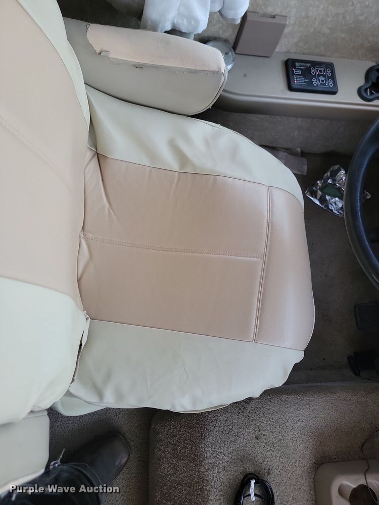 image for item OD9591 2007 Hurricane Hurricane  RV