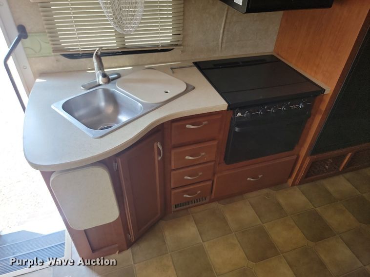 image for item OD9591 2007 Hurricane Hurricane  RV