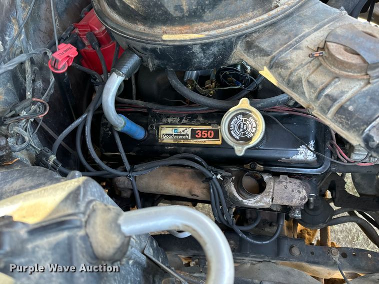 image for item OE9228 1985 Chevrolet  Silverado C10 pickup truck