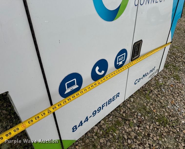 image for item OF9766 ARE pickup truck topper