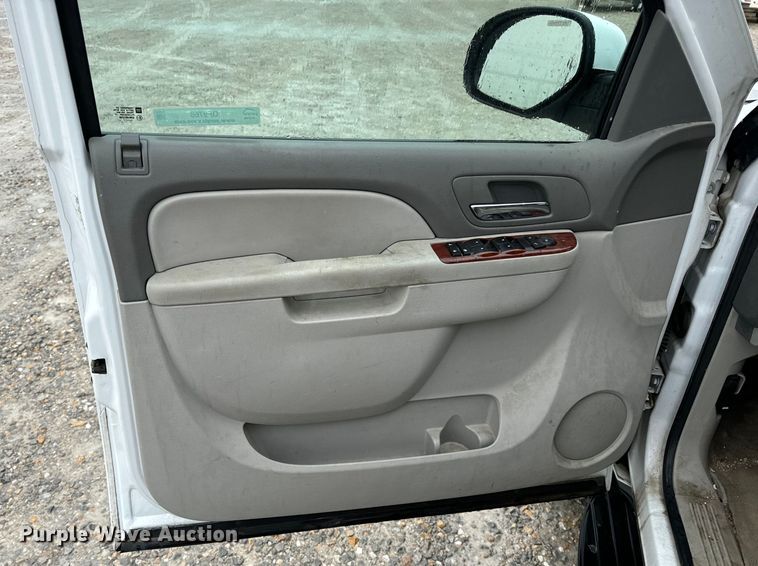 image for item OF9768 2011 Chevrolet  Tahoe LT SUV