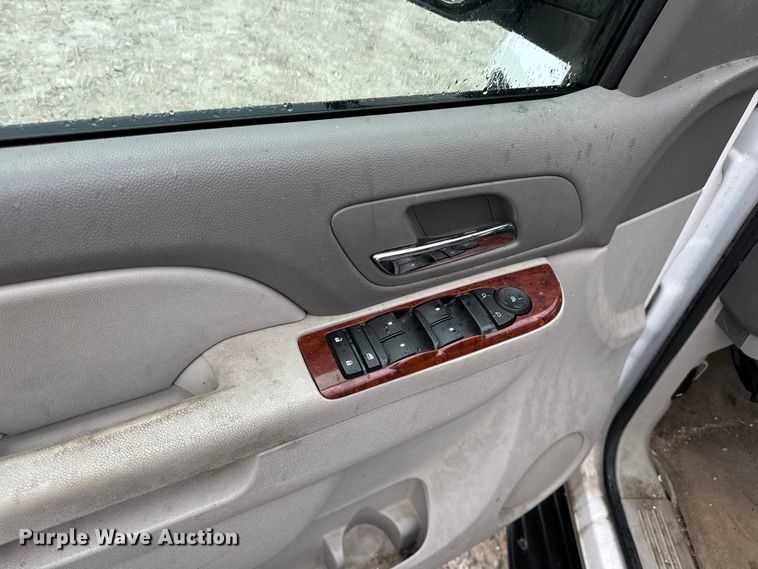 image for item OF9768 2011 Chevrolet  Tahoe LT SUV