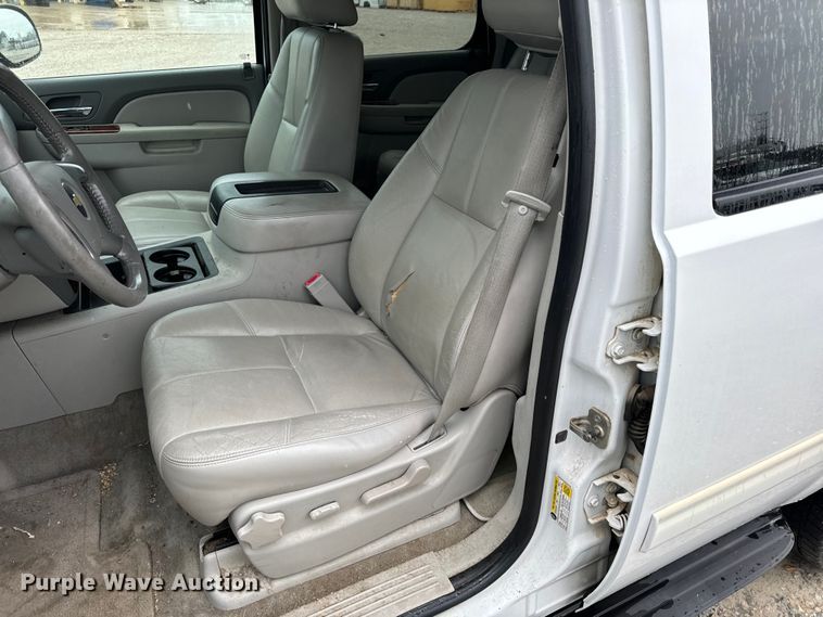 image for item OF9768 2011 Chevrolet  Tahoe LT SUV