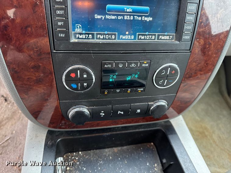 image for item OF9768 2011 Chevrolet  Tahoe LT SUV