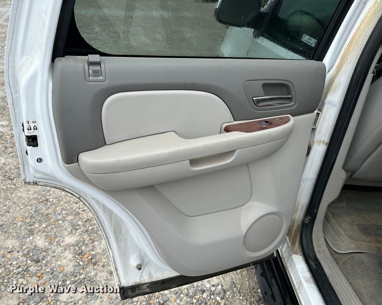 image for item OF9768 2011 Chevrolet  Tahoe LT SUV