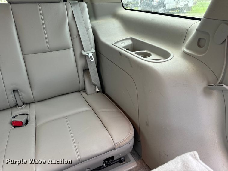 image for item OF9768 2011 Chevrolet  Tahoe LT SUV