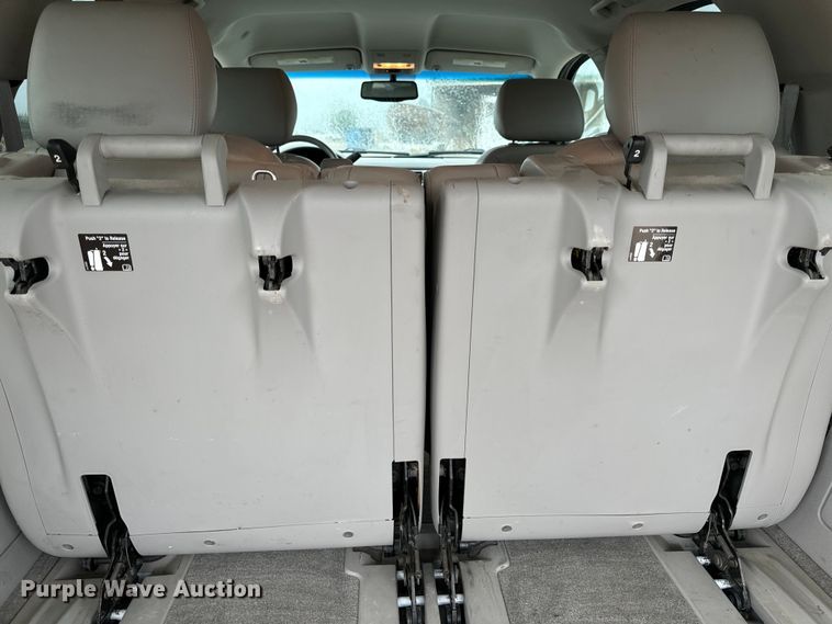 image for item OF9768 2011 Chevrolet  Tahoe LT SUV