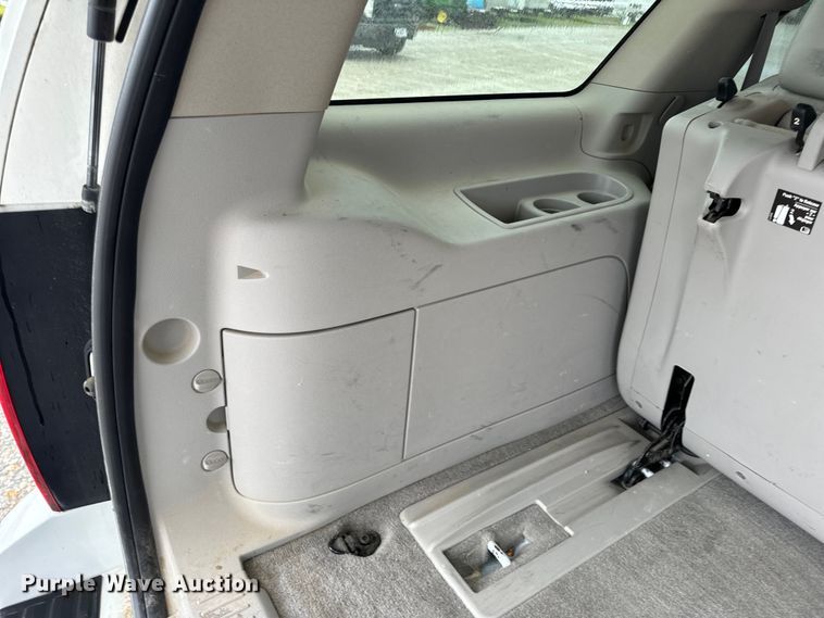 image for item OF9768 2011 Chevrolet  Tahoe LT SUV