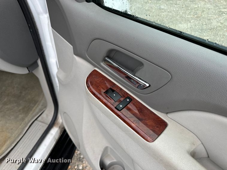 image for item OF9768 2011 Chevrolet  Tahoe LT SUV