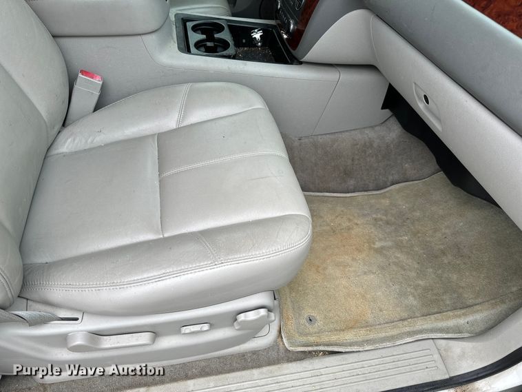 image for item OF9768 2011 Chevrolet  Tahoe LT SUV