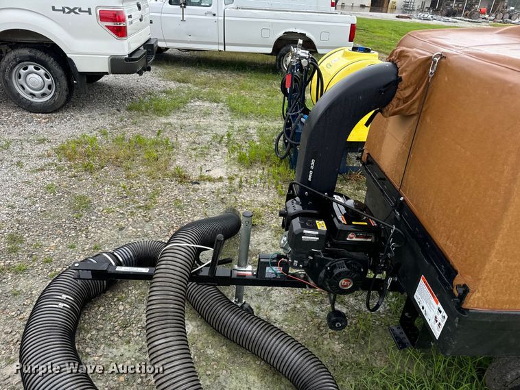 image for item OF9774 DR Pro 330 lawn vacuum