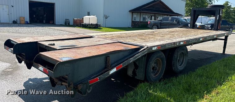 image for item OF9783 2010 Load-Master equipment trailer